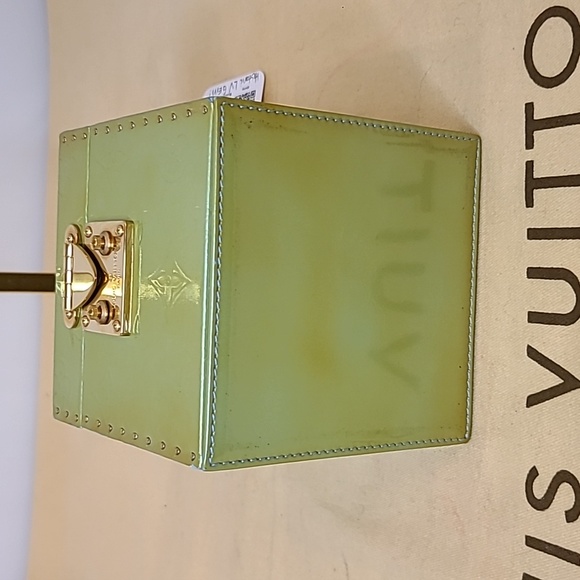 LOUIS VUITTON VINTAGE 1998 MONOGRAM VERNIS BLEECKER POUCH GREEN/BLUE STUNNING! - Picture 9 of 17